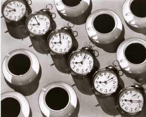 8 часов, время кофе / Eight O’Clock Coffee, Ralph Steiner, 1935 год