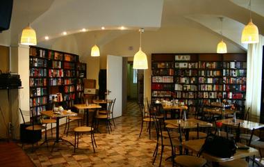 клуб “Книги и кофе”, Санкт-Петербург