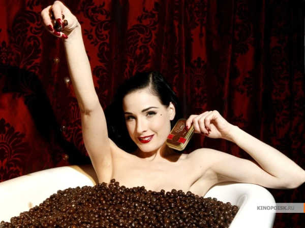 Dita von Teese by Altoids Dark Chocolate Dipped Mints | Дита фон Тиз в рекламе шоколадных конфет