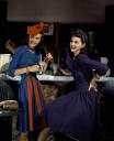 девушки в кафе - мода 1941