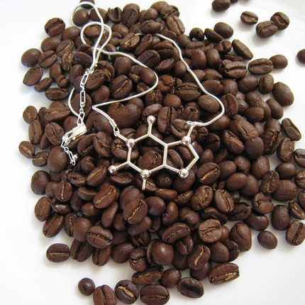 Молекула кофеина - ювелирное серебряное украшение