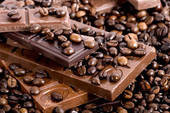 Шоколад и кофейные зерна